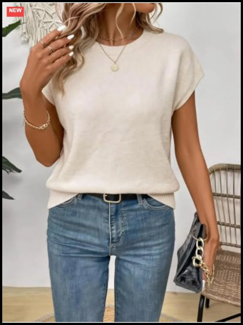 Women's Crew Neck Cap Sleeve Sweater Vest Lightweight Knit Pullover Top